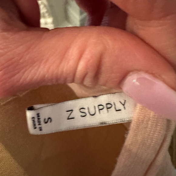 Z Supply peachy pink tshirt size S - Picture 3 of 4